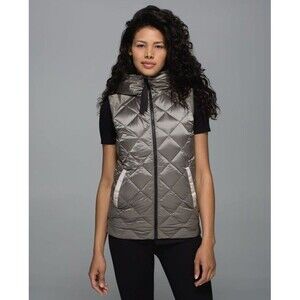 Lululemon Size Small The Fluffiest Reversible Vest